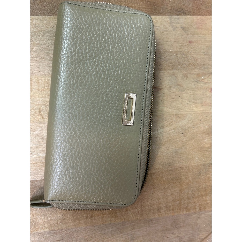 Toscano‎ Wallet Womens OS Taupe Leather Zip Around Continental Pebbled Italy